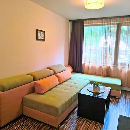 Warm Evenings And Free Bottle Of Wine In Perun Apartman *