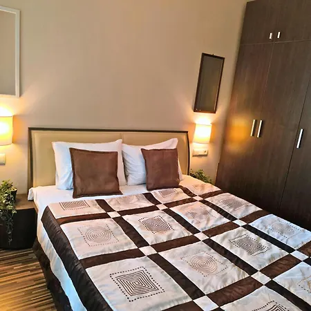 Warm Evenings And Free Bottle Of Wine In Perun