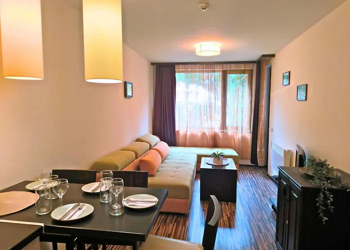 Warm Evenings And Free Bottle Of Wine In Perun * Bansko